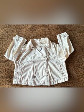 🧥 Universal Thread Cream Double-Breasted Jean Jacket